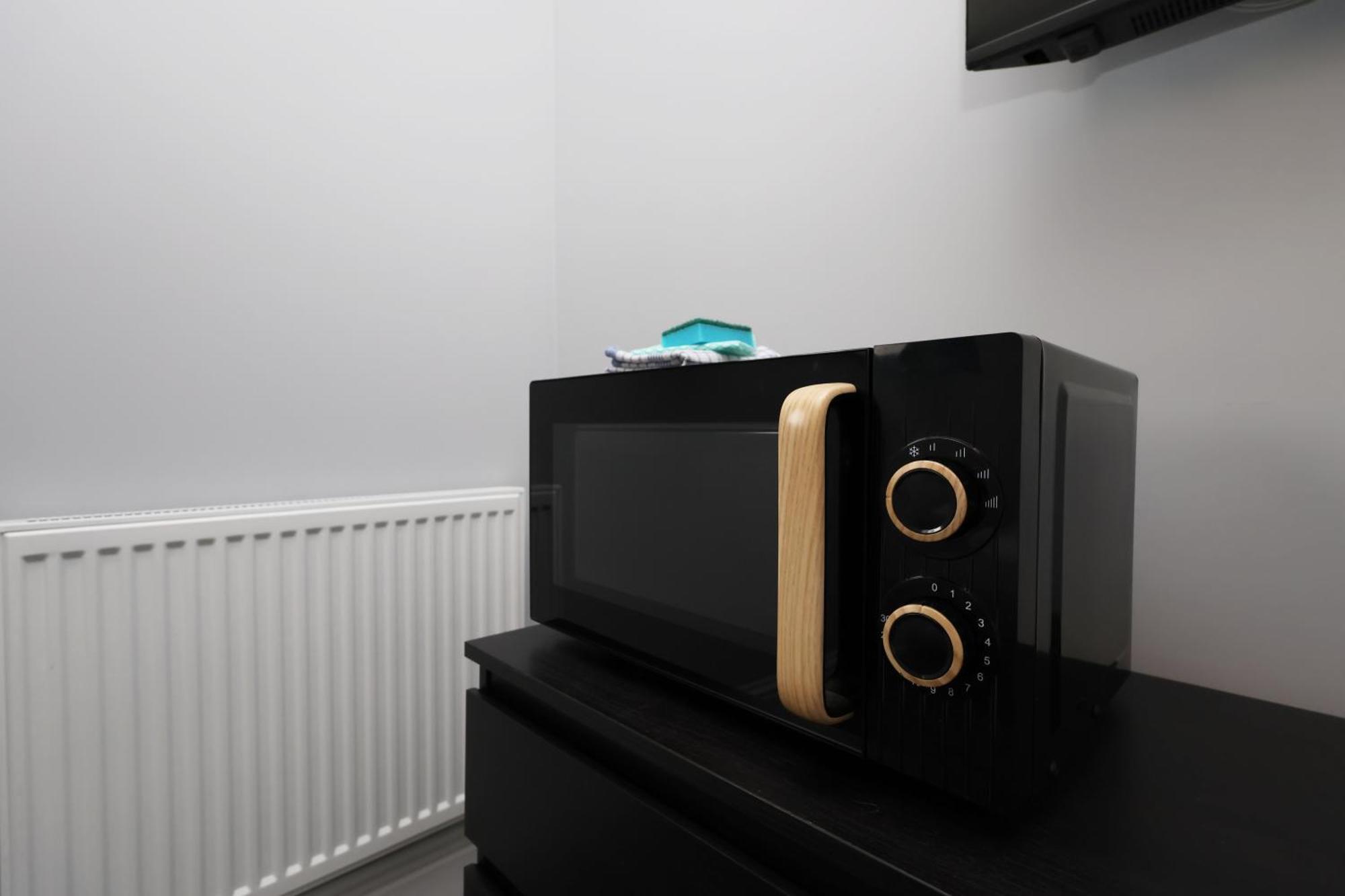 En-Suite Double Rooms, Smart Tv Comfy Style 拉内利 外观 照片