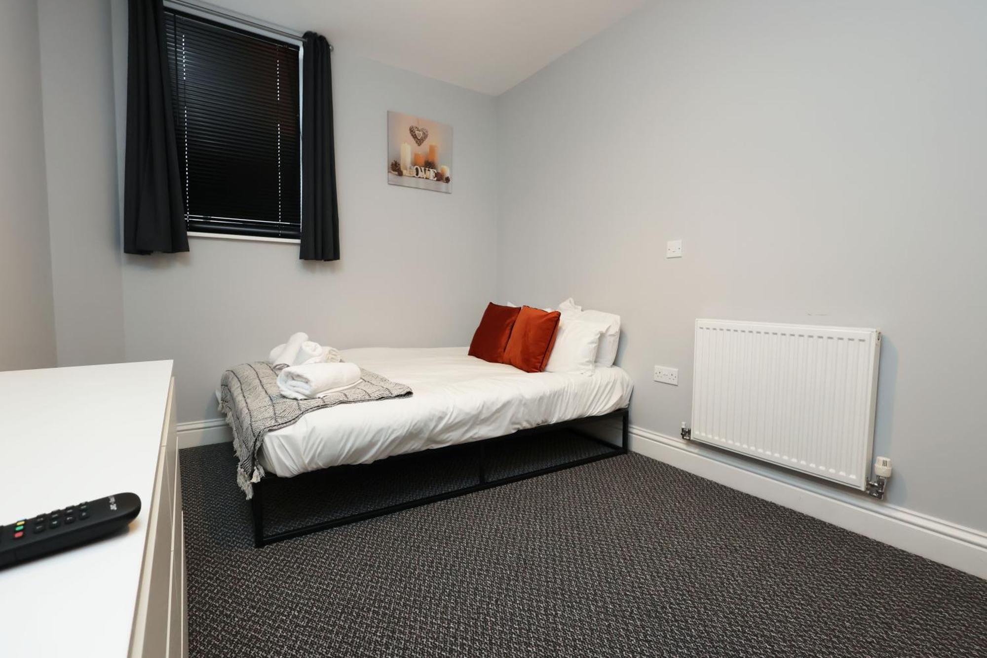 En-Suite Double Rooms, Smart Tv Comfy Style 拉内利 外观 照片