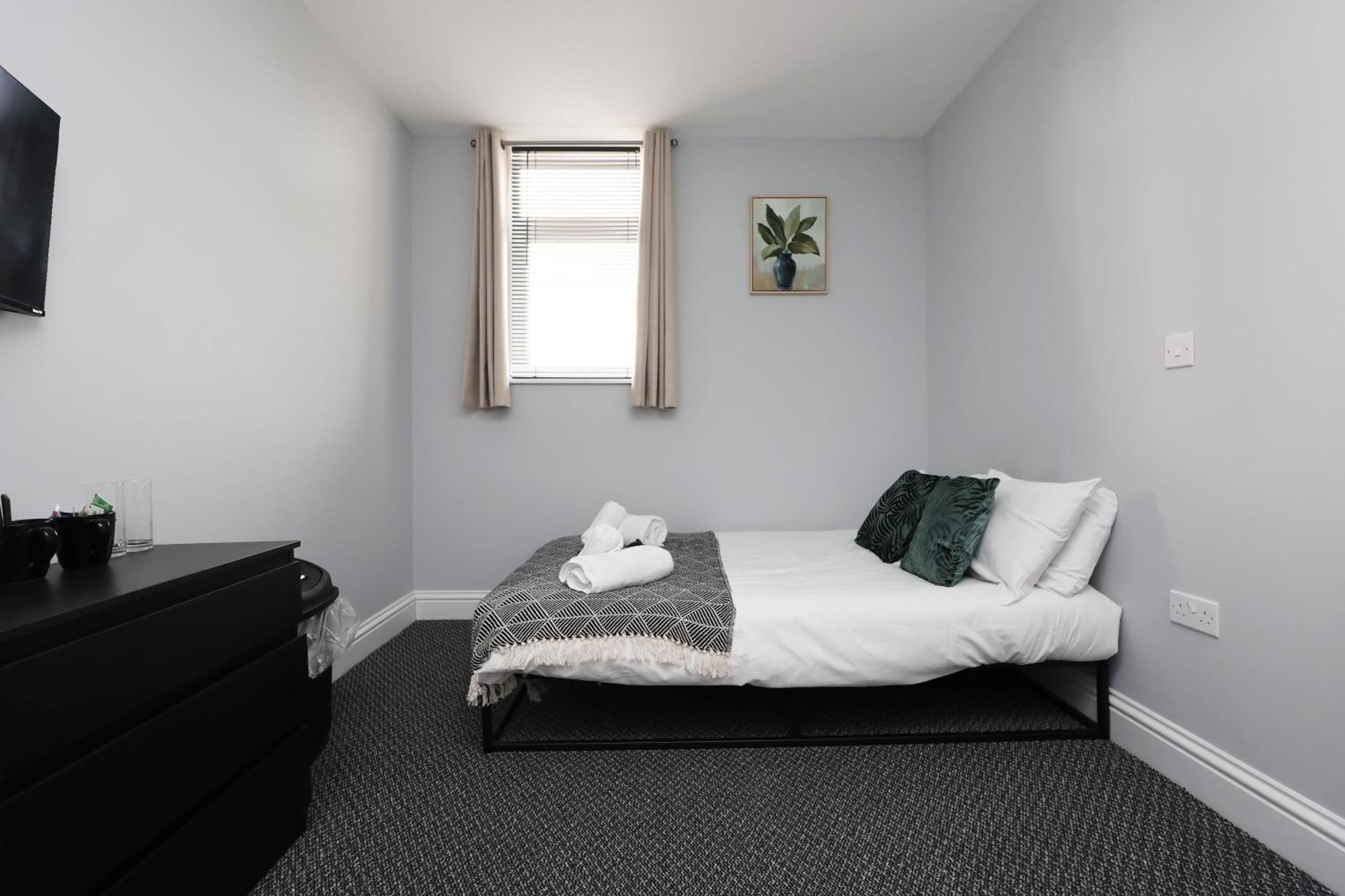 En-Suite Double Rooms, Smart Tv Comfy Style 拉内利 外观 照片